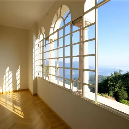 Luxurious In Italian Lakes Region With Pool Villa